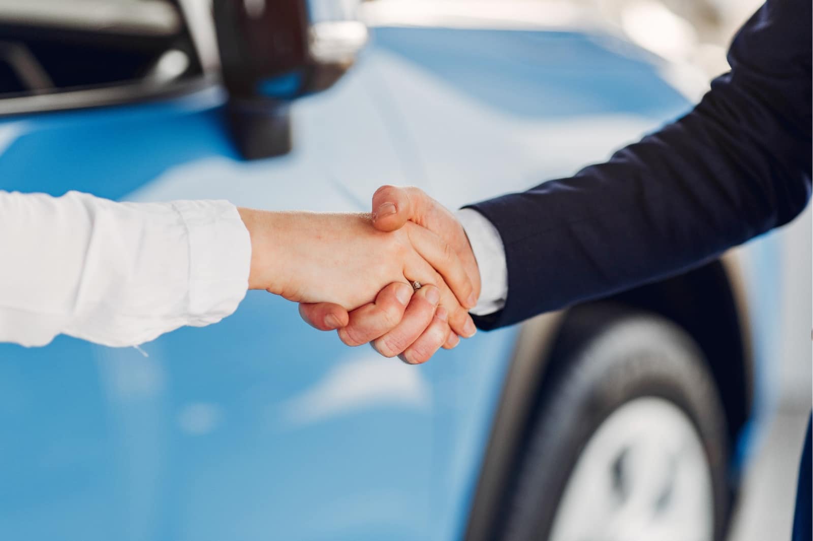 A propos Avec AutoArriba, achetez votre véhicule en toute confiance. Acheter Vendre Transporter A propos Vendre votre véhicule n’a jamais été aussi simple : AutoArriba vous garantit rapidité, sécurité et accompagnement sur mesure. Acheter Vendre Transporter Contact AutoArriba, le coach automobile à votre écoute